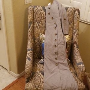 SOLDAdorable midi dress w/ assymetrical buttons